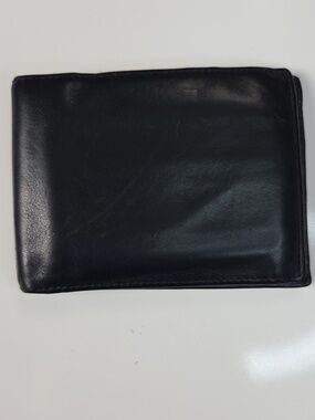 Bosca Men's Trifold Black Leather Wallet